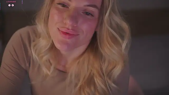 Vanille Mystery online show from February 4, 6:03 pm