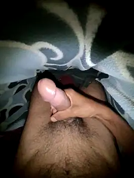 Snapshot of Desi_Horny_Boys chatting on March 20, 5:40 pm Desi Horny Boys online show from March 20, 5:40 pm