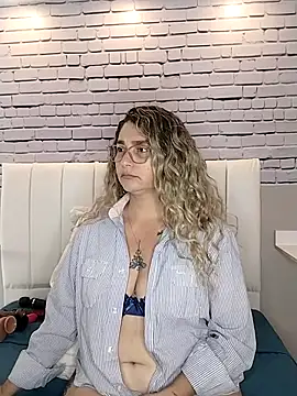 MelanyVegas online show from September 17, 1:35 pm