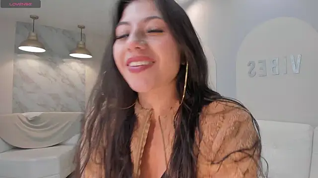 EsmeraldaGrace1 online show from October 4, 3:15 am