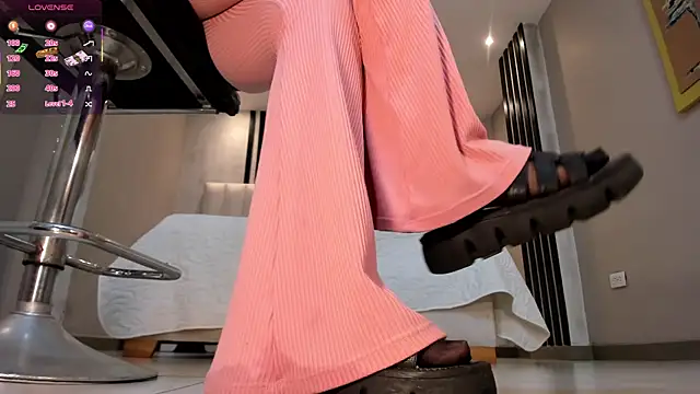 EsmeraldaGrace1 online show from November 28, 4:04 am