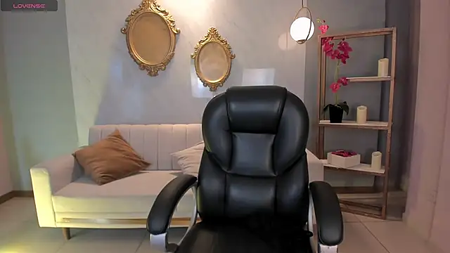 AmbarJames  online show from September 16, 12:06 pm