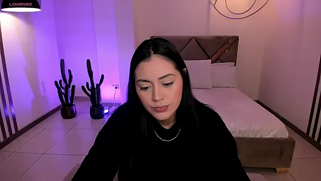 Snapshot of AmbarJames_ chatting on January 9, 11:57 am AmbarJames online show from January 9, 11:57 am