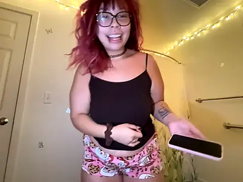 moan4mona online show from December 14, 4:01 pm