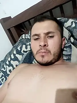 santiii   12 online show from November 17, 5:02 am