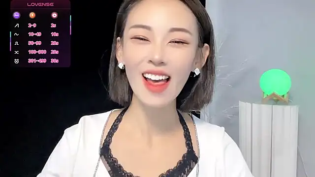 Snapshot of xiaoyue8888 chatting on September 13, 12:21 am xiaoyue8888 online show from September 13, 12:21 am