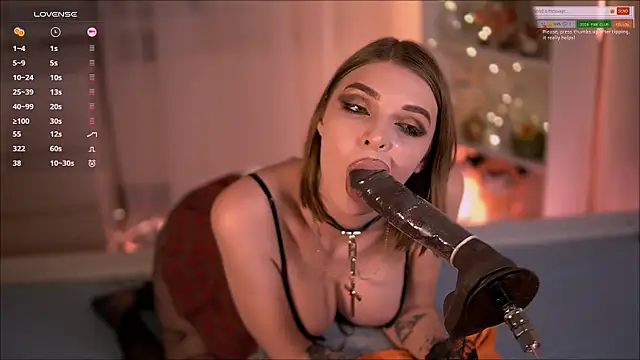 Snapshot of l0lidream_ chatting on October 31, 5:36 pm l0lidream online show from October 31, 5:36 pm