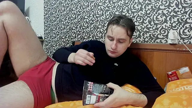 romiosabrino online show from April 1, 7:00 pm