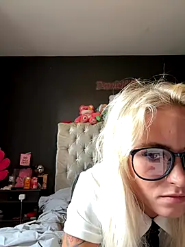 ShortySweet online show from September 15, 3:34 pm