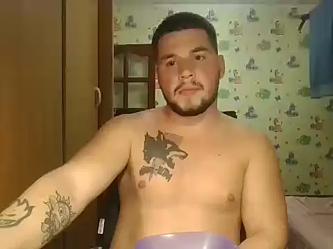 chiraq1945 online show from October 4, 11:25 pm