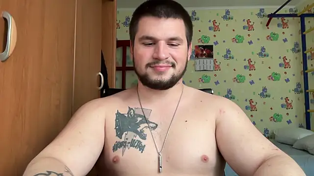 chiraq1945 online show from April 2, 8:45 am