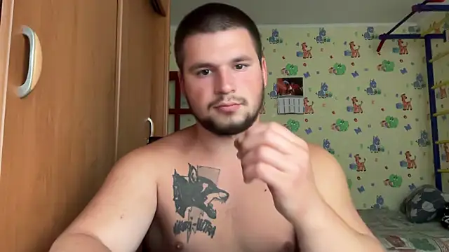 chiraq1945 online show from May 28, 7:05 am