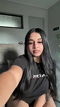 LilMisIndianx online show from March 25, 2:56 pm