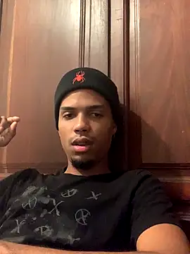 Snapshot of MrPrince05 chatting on September 13, 4:29 pm MrPrince05 online show from September 13, 4:29 pm