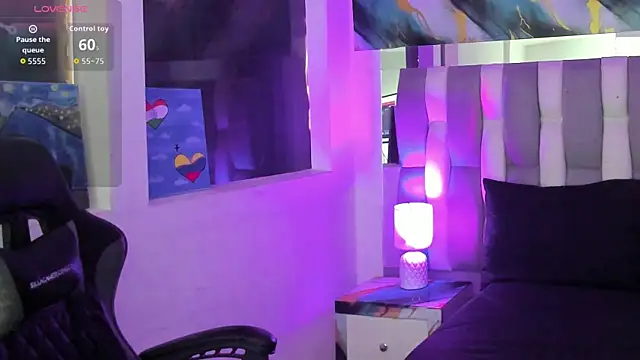 Snapshot of Adaara_Rey chatting on January 16, 7:18 pm Adaara Rey online show from January 16, 7:18 pm