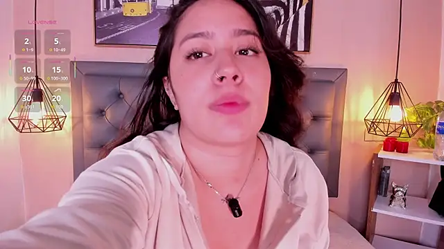 aisha duque online show from February 19, 7:43 pm