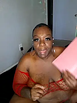 Thickkemzz41 online show from October 13, 11:27 pm