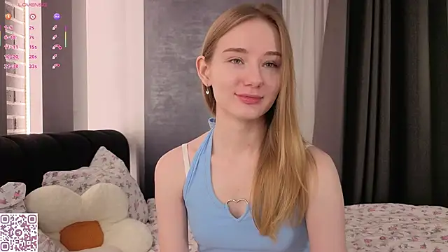 ElvinaRose online show from November 17, 2:06 am