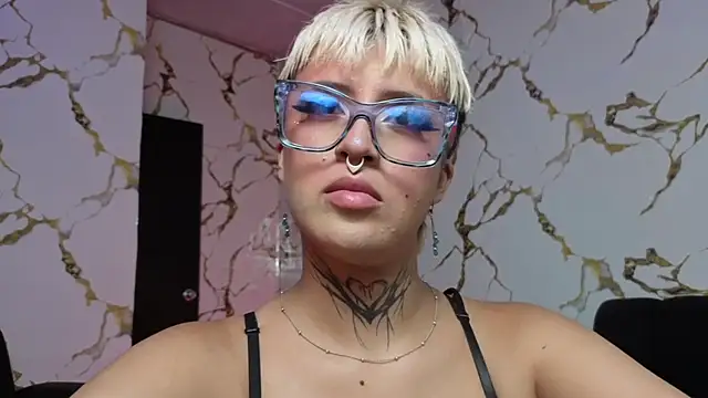 Rebeka-baker online show from March 30, 11:39 pm