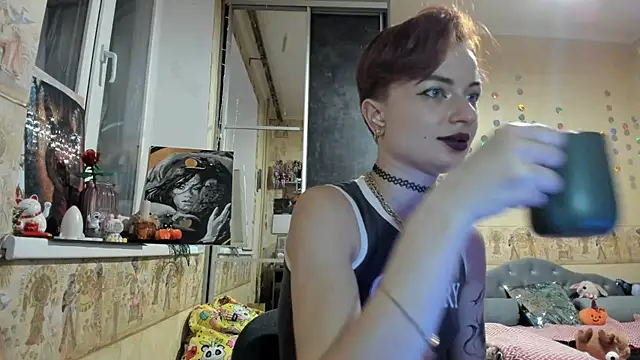 Snapshot of WatsonMi chatting on November 23, 5:02 pm WatsonMi online show from November 23, 5:02 pm