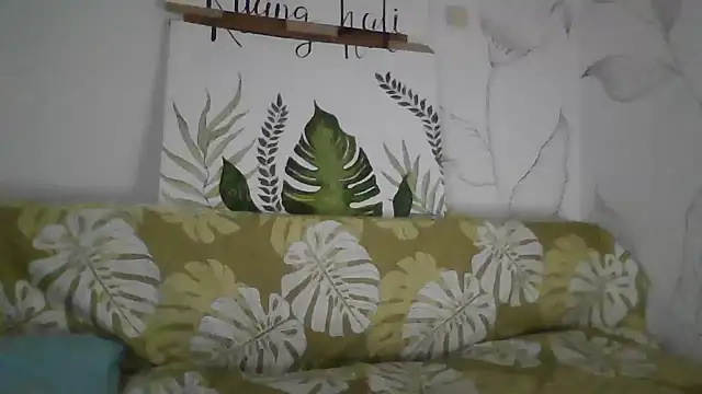 Snapshot of Catty_Lady chatting on November 16, 6:13 pm Catty Lady online show from November 16, 6:13 pm