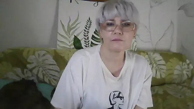 Snapshot of Catty_Lady chatting on November 23, 6:30 pm Catty Lady online show from November 23, 6:30 pm