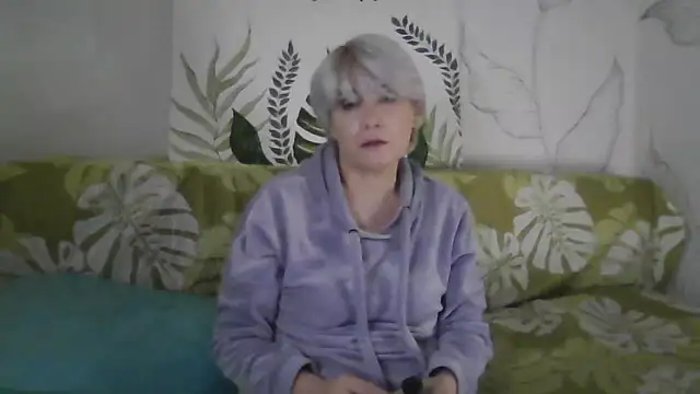 Catty Lady online show from December 21, 6:15 pm