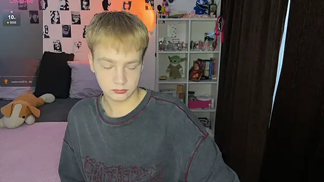 Snapshot of olivertasty chatting on November 15, 12:13 pm olivertasty online show from November 15, 12:13 pm