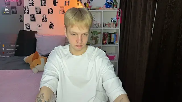 Snapshot of olivertasty chatting on November 16, 12:16 am olivertasty online show from November 16, 12:16 am