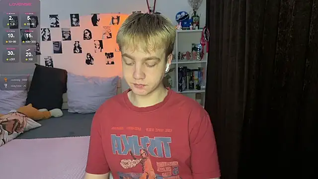 Snapshot of olivertasty chatting on November 25, 2:00 am olivertasty online show from November 25, 2:00 am