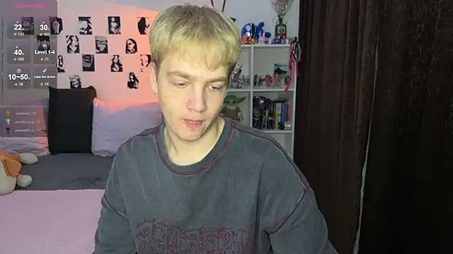 Snapshot of olivertasty chatting on November 30, 1:42 am olivertasty online show from November 30, 1:42 am