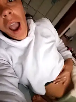 SharonDustLove online show from October 3, 11:51 am