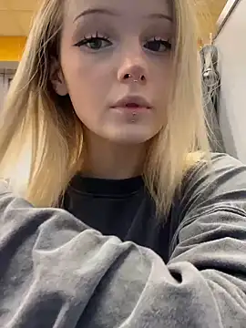 softlyblessed online show from October 8, 9:01 pm