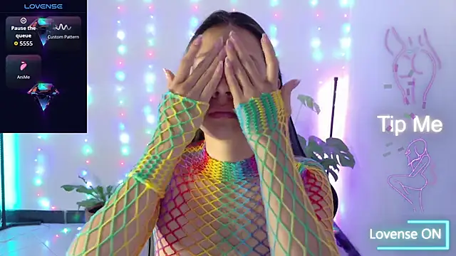 Sarasavage online show from January 7, 11:34 am