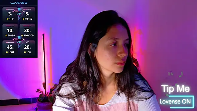 Sarasavage online show from May 19, 12:44 pm