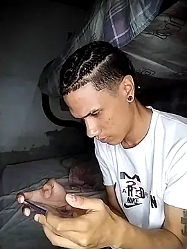 Snapshot of Gabriel_Stone chatting on October 28, 4:16 am Gabriel Stone online show from October 28, 4:16 am