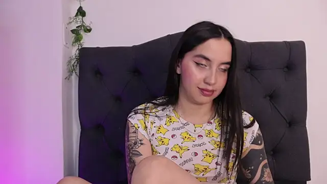 kaylee lee online show from April 13, 4:07 am