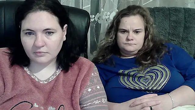 HollyXEva online show from September 30, 8:58 pm