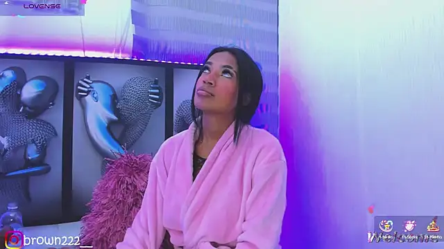  naomibrown  online show from November 20, 5:07 am