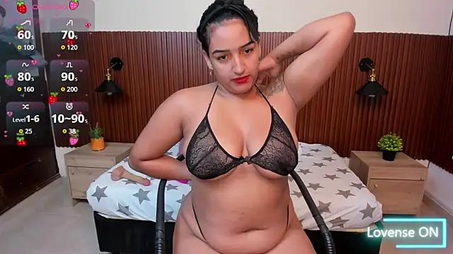 Snapshot of ElectraRose_ chatting on October 24, 11:50 am ElectraRose online show from October 24, 11:50 am