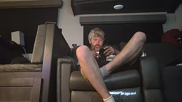 Snapshot of Cobra500hp@xh chatting on November 18, 9:03 am Cobra500hpxh online show from November 18, 9:03 am