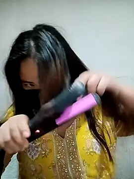 sia 143 online show from February 9, 2:43 pm