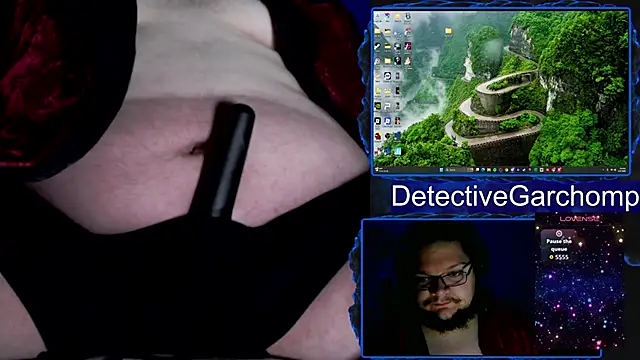 Snapshot of DetChompy chatting on January 18, 1:20 am DetChompy online show from January 18, 1:20 am