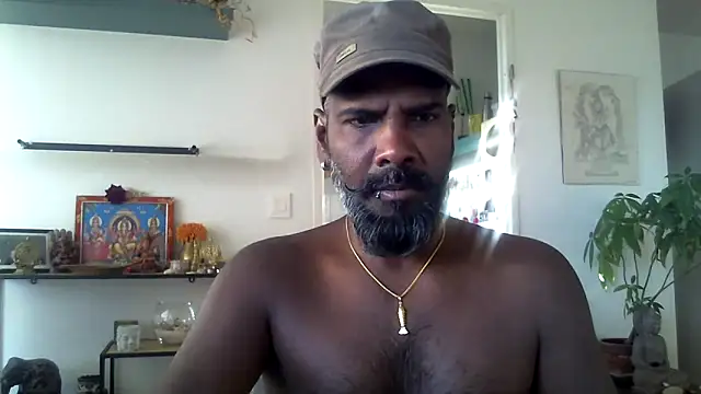 frenchblackc31 online show from October 16, 4:08 pm