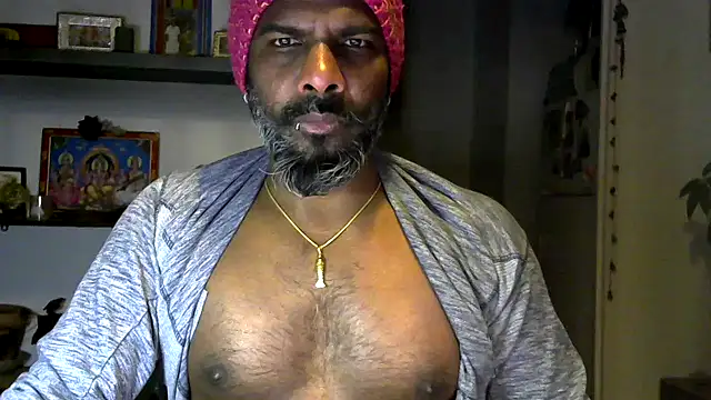 frenchblackc31 online show from February 4, 6:03 pm