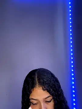 Snapshot of jadee8 chatting on November 10, 7:46 pm jadee8 online show from November 10, 7:46 pm