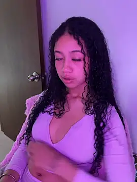 jadee8 online show from April 4, 6:16 pm