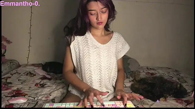 Emmantho online show from April 14, 8:37 pm