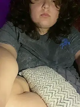 Snapshot of Solangerulo_ chatting on February 9, 6:39 am Solangerulo online show from February 9, 6:39 am