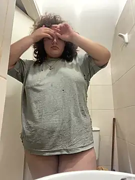 Snapshot of Solangerulo_ chatting on February 24, 7:17 am Solangerulo online show from February 24, 7:17 am